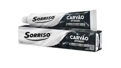 Sorriso Carvão Ativado