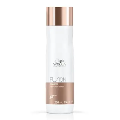 Shampoo para cabelos danificados Wella Professionals Fusion